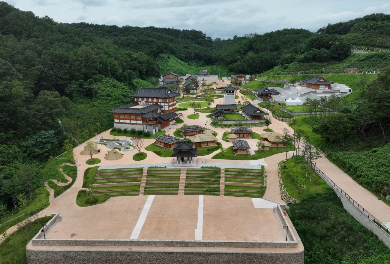 Korean Cultural Theme Park Yeonmu Madang